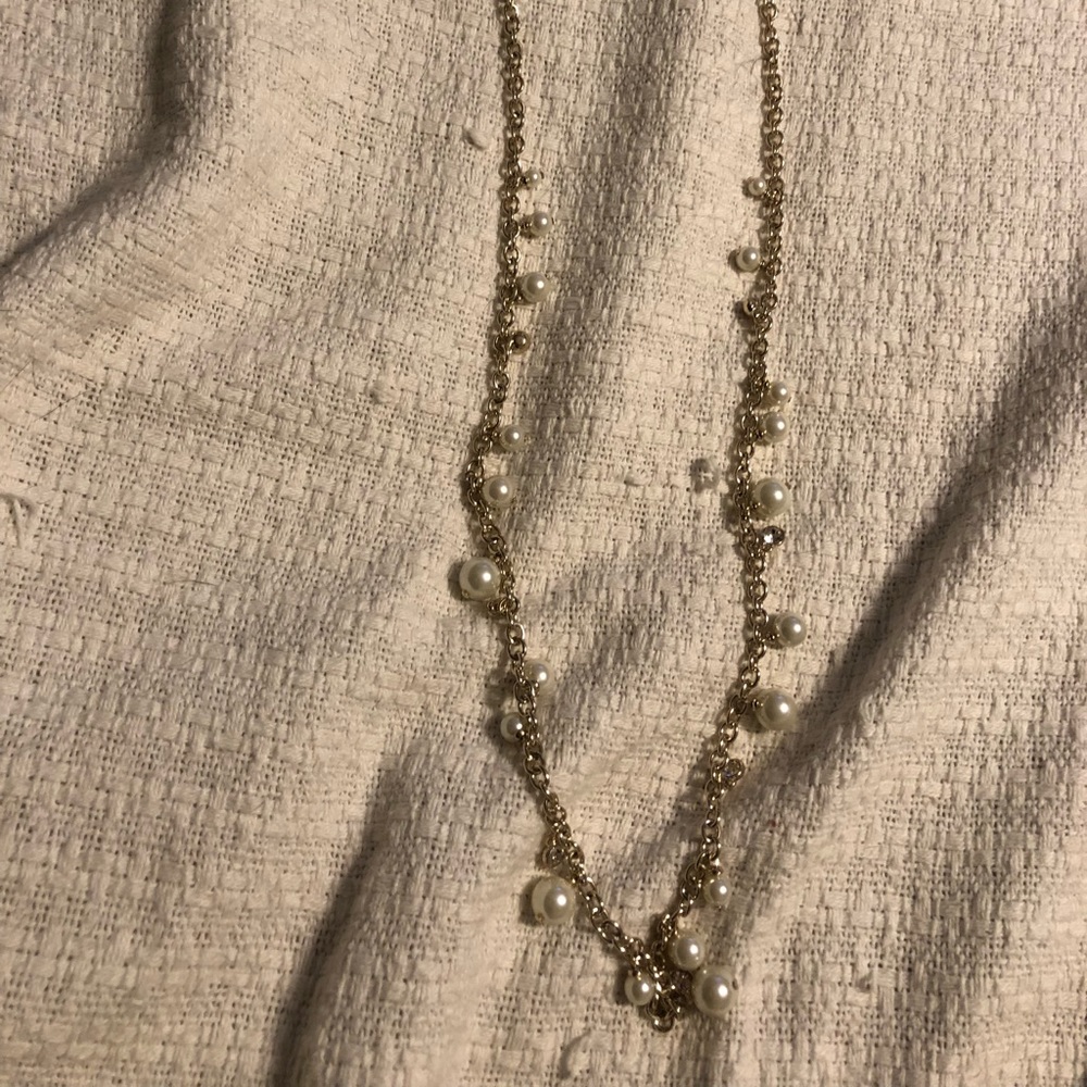 NWT White House Black Market necklace